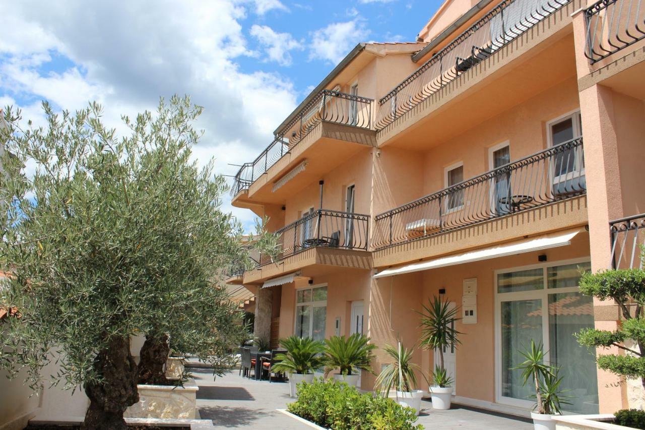 Apartments Villa Jelena 보디체 외부 사진